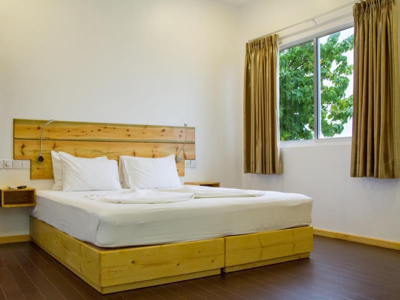 מאפושי Royal Pearl Inn מראה חיצוני תמונה