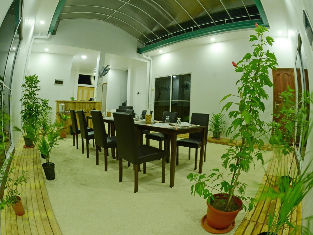 מאפושי Royal Pearl Inn מראה חיצוני תמונה