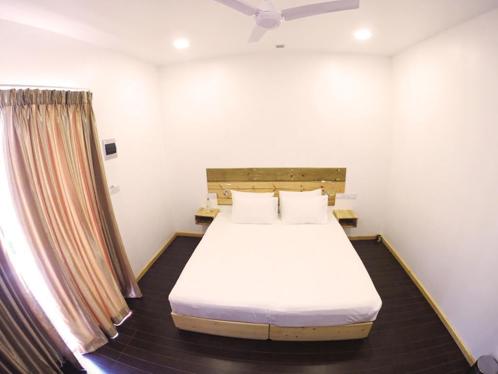 מאפושי Royal Pearl Inn מראה חיצוני תמונה